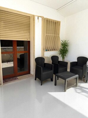 Terrace/patio - Poetto di Cagliari vacation home 2 steps from the sea, relax sport and fun (Cagliari)