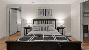 4 bedrooms, desk, iron/ironing board, free WiFi