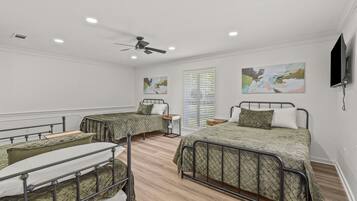 4 bedrooms, desk, iron/ironing board, travel crib