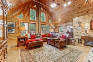 TV, fireplace, ping pong