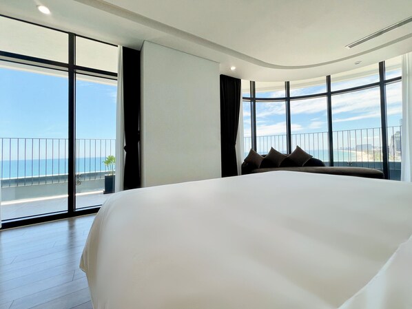 Chambre Double Exécutive, vue partielle sur l'océan