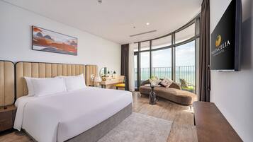 Premier Double Room, Partial Ocean View