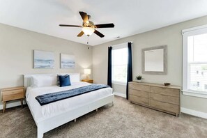4 bedrooms, desk, iron/ironing board, travel cot