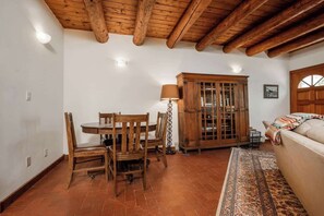 Interior - Casa Sena-Courtyard | Patio | 1 Bedroom | Railyard (Santa Fe)