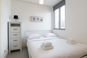 1 quarto, ferros/tábuas de passar roupa, Wi-Fi, roupa de cama