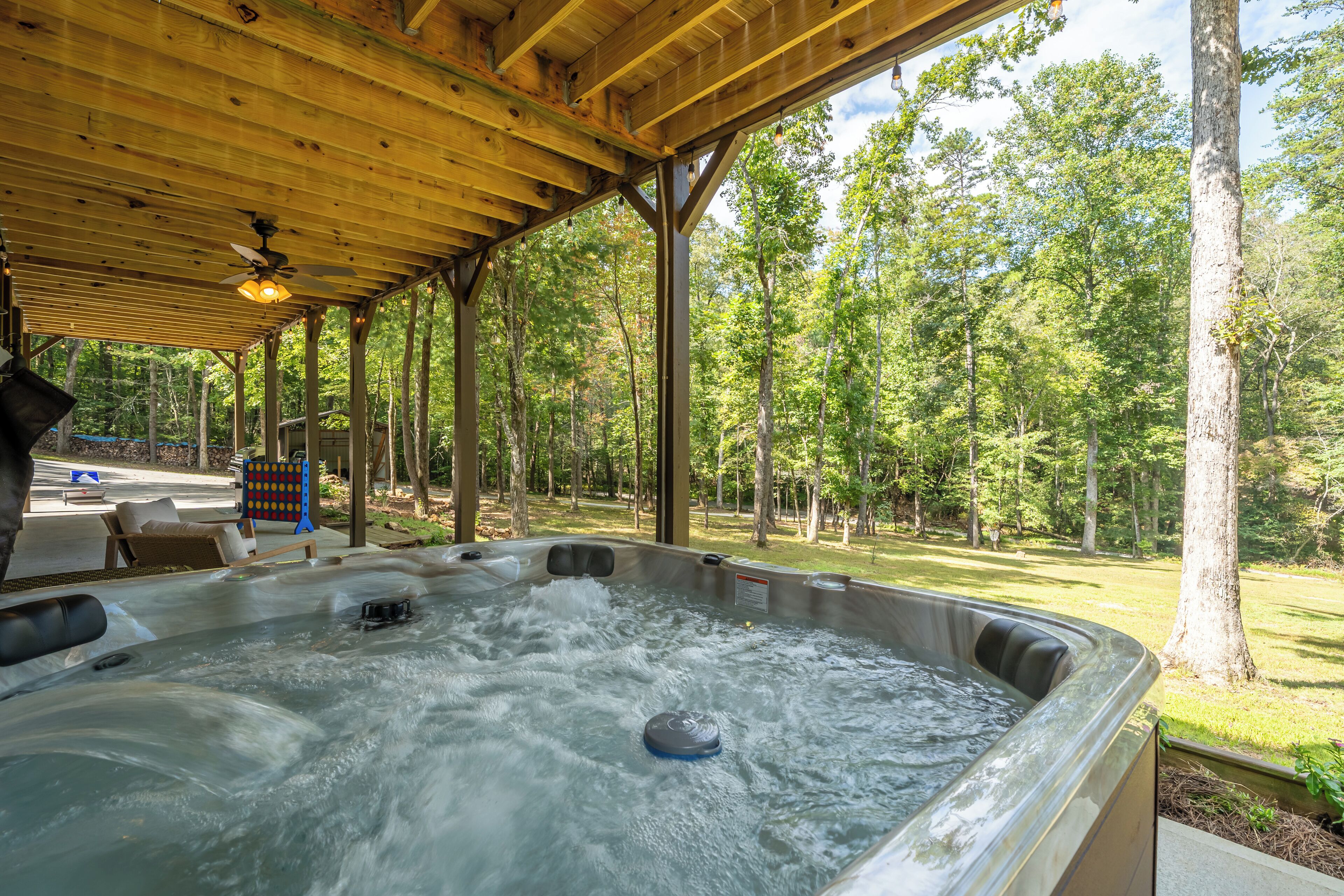 Outdoor spa tub