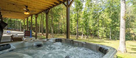 Bain à remous extérieur