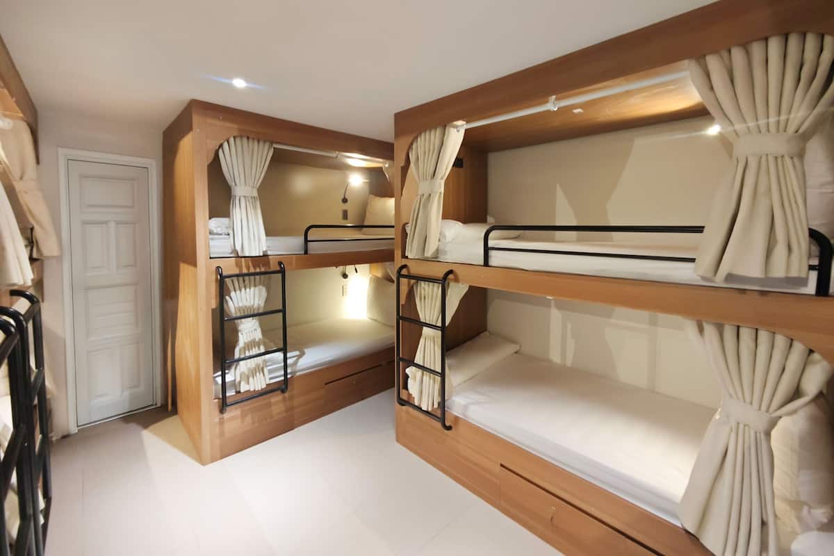 Superior Shared Dormitory, Mixed Dorm | Blackout drapes, free WiFi