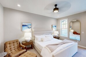 3 bedrooms, iron/ironing board, Internet, bed sheets - Bright Spacious & Modern Condo with fireplace and gas grill (Heber City)