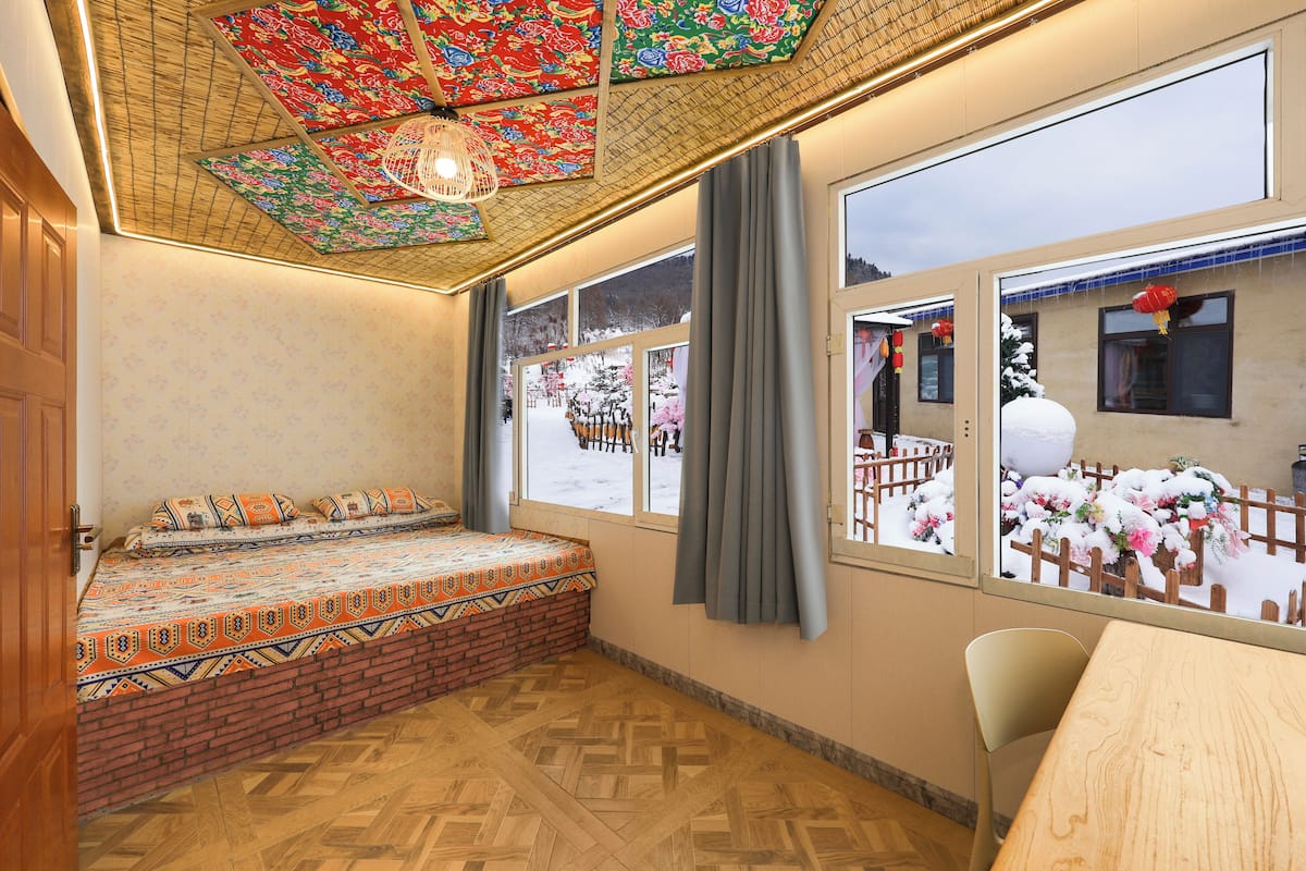 Habitación doble superior | Decoración personalizada y muebles diferentes