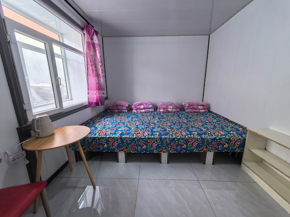 Quarto quádruplo clássico | Individualmente decorados, individualmente mobiliados