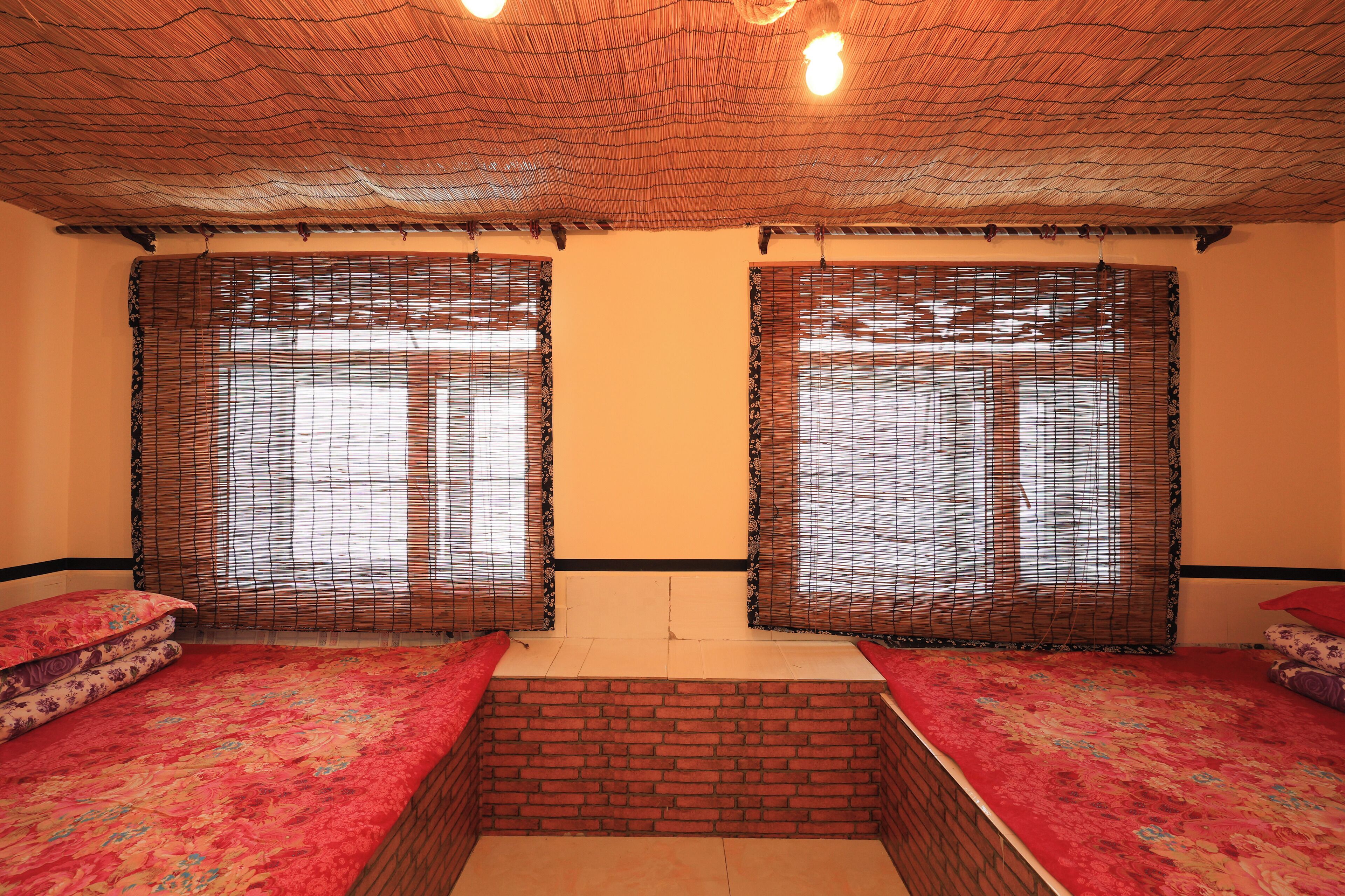 经济三人房 | 特色装修、特色家居、熨斗/熨衣板、免费 WiFi