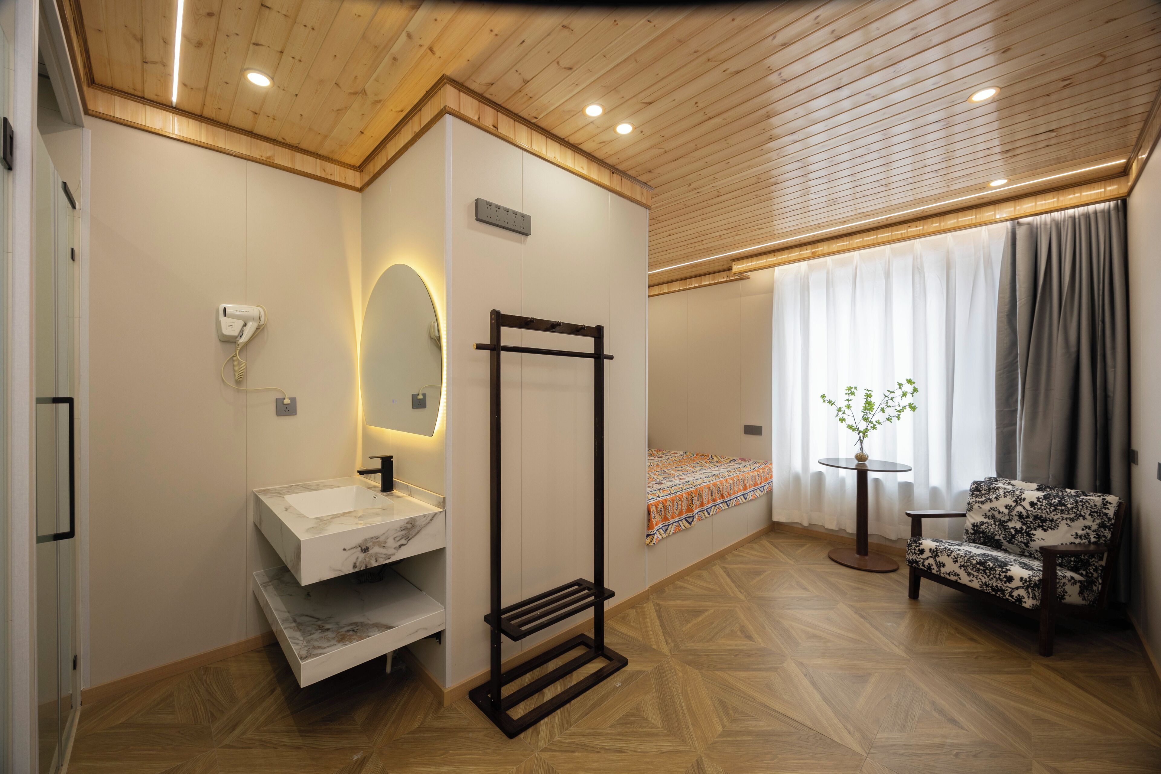 Senior Suite | Bathroom