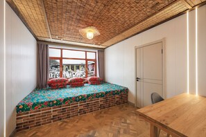 Suite clásica | Decoración personalizada y muebles diferentes 