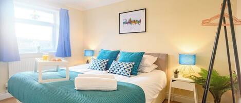 3 habitaciones, internet y ropa de cama