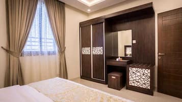 Apartamento standard, 1 quarto | Roupas de cama premium, escrivaninha, quartos à prova de som