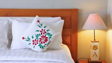 3 Bedroom Villa | Individually decorated, individually furnished, desk, free WiFi