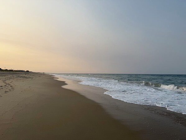 Beach - Beach Access - Cozy 2-BD Pet Friendly Kitty Hawk Condo with pool, W&D, tennis (Kitty Hawk)