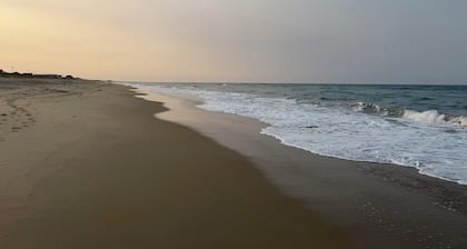 Beach Access - Cozy 2-BD Pet Friendly Kitty Hawk Condo with pool, W&D, tennis