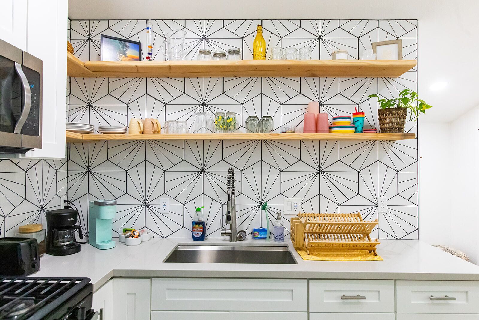 雪櫃、微波爐、焗爐、爐具