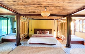 Cortinas blackout, tabla de planchar con plancha y wifi gratis