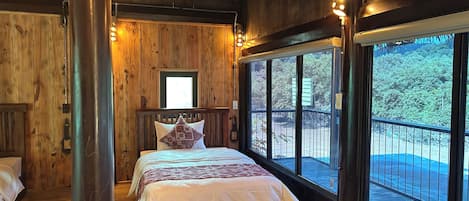Cortinas blackout, tabla de planchar con plancha y wifi gratis