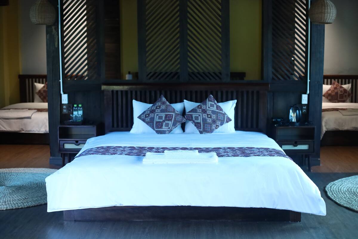 Rideaux occultants, fer et planche à repasser, Wi-Fi gratuit