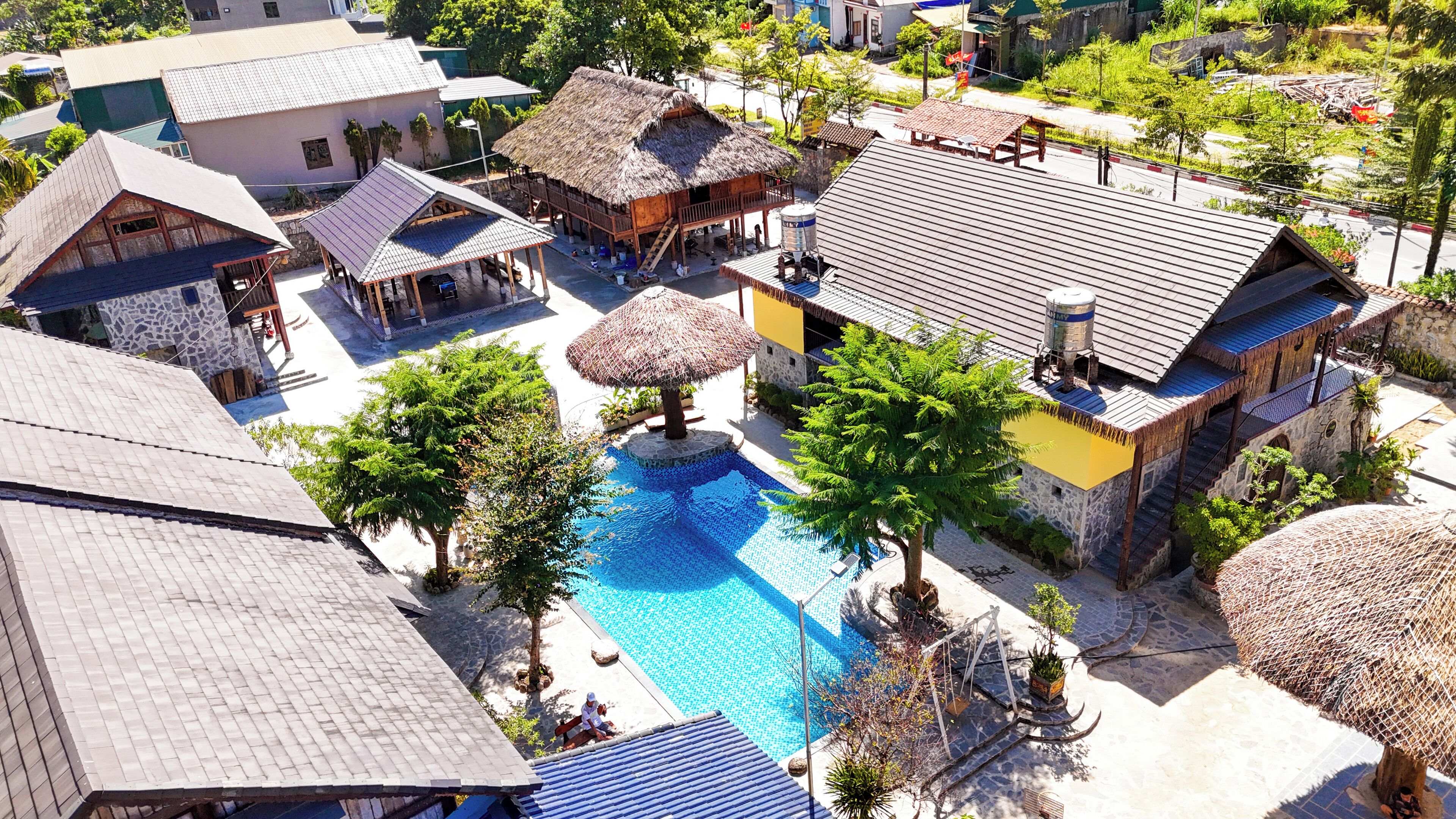 15 hồ bơi ngoài trời 