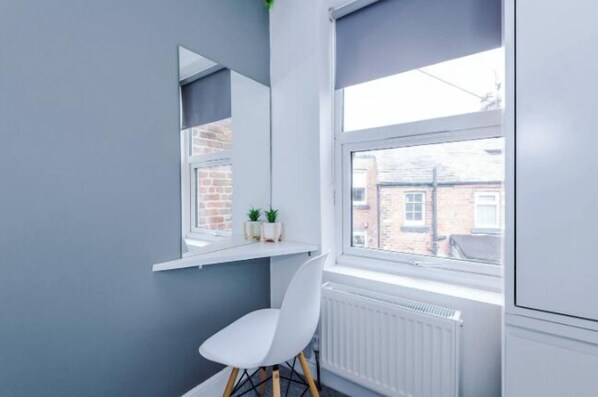 Apartment | Iron/ironing board, free WiFi - 19 Christleton Road (Chester)