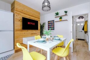 Apartment | In-room dining