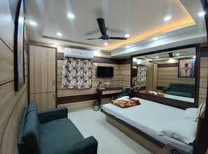 Escritorio, camas plegables/adicionales, wifi gratis y ropa de cama 