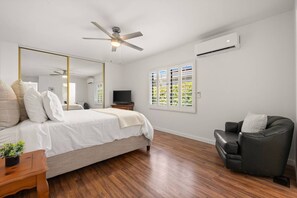 3 bedrooms, desk, iron/ironing board, free WiFi