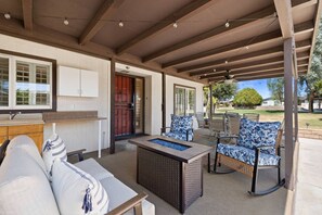 Terrace/patio - Portola Country Club, Golf, Pool, Pickleball (Palm Desert)