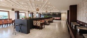 Restaurant - Savanna Retreat (Ramnagar)
