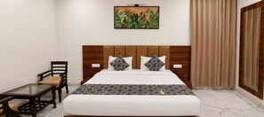 Premium Room | Minibar, desk, laptop workspace, rollaway beds - Savanna Retreat (Ramnagar)