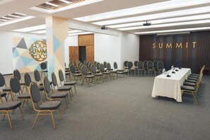 Business center - Summit Villa Chisinau (Chișinău)
