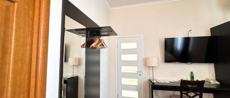 Basic Double Room | In-room safe, desk, laptop workspace, blackout drapes