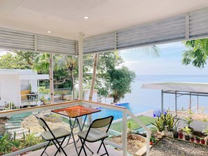 Deluxe Cabin, Balcony, Beach View | Blackout drapes, soundproofing, free WiFi - Tulang Diot View and Turtle Haven (San Francisco)