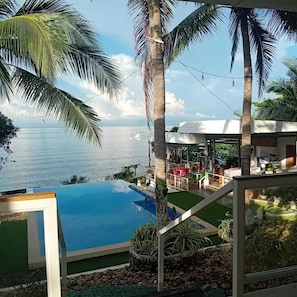 Deluxe Cabin, Balcony, Beach View | Blackout drapes, soundproofing, free WiFi - Tulang Diot View and Turtle Haven (San Francisco)