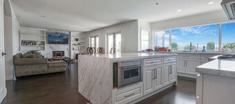 Lake View 5BR Mission Viejo Retreat Near Laguna Beach & Disneyland