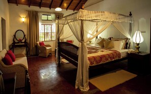 In-room safe, desk, laptop workspace, free WiFi