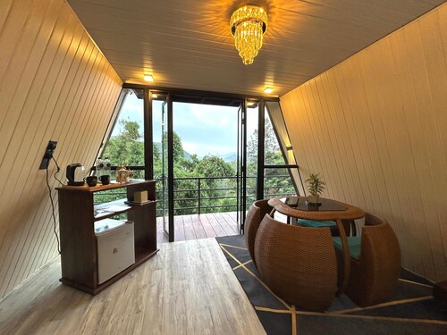 Marvellous A-Frame villa in Bandarawela