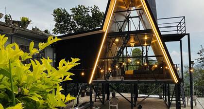 Marvellous A-Frame villa in Bandarawela