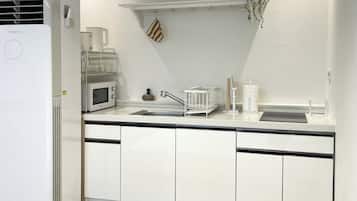 Microwave, stovetop