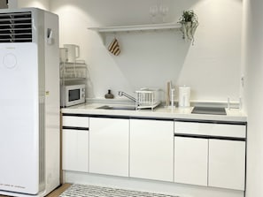 Microwave, stovetop