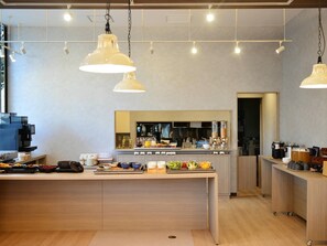 Dagelijks ontbijtbuffet (JPY 1800 per persoon)