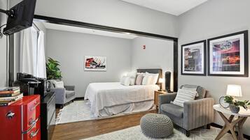 8 bedrooms, Internet, bed sheets