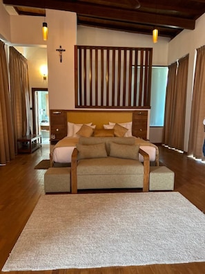 In-room safe, blackout curtains, rollaway beds, free WiFi