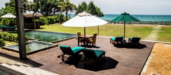 Six Elements Beach Villa