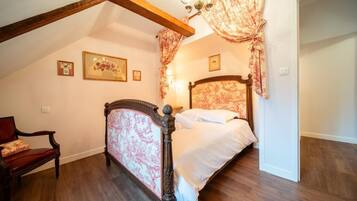 3 chambres, Wi-Fi gratuit, draps fournis